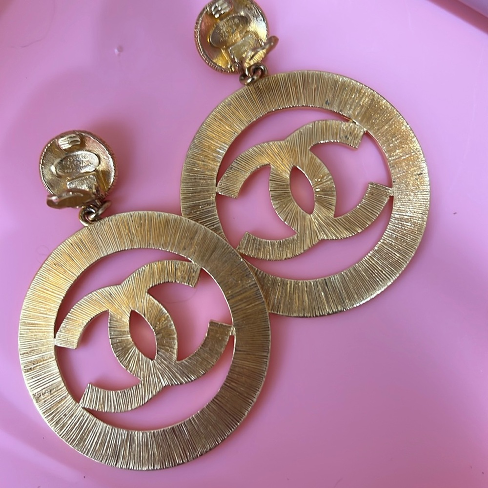 #165 93A Chanel Earrings